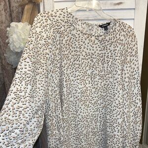 2 Express Women’s XL Blouses